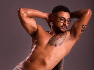 LiamGarcia19 from Streamate