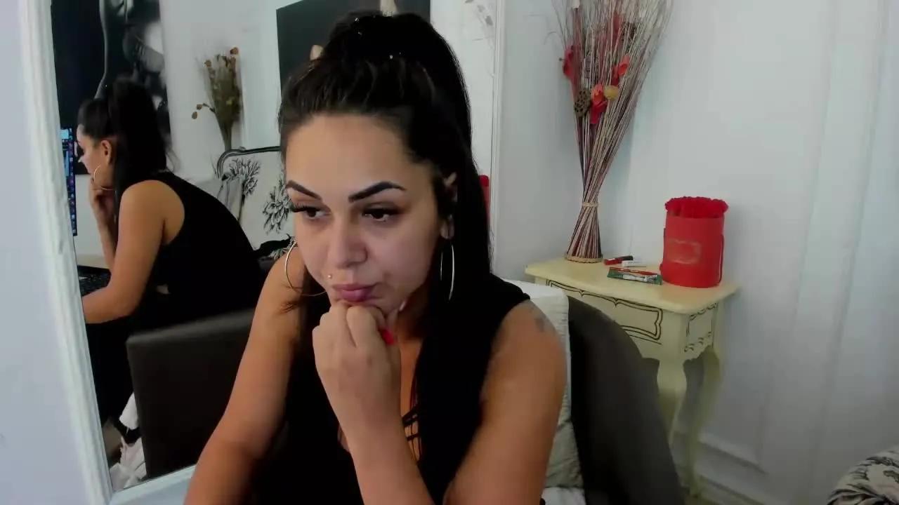 Aliciaraynee from Streamray