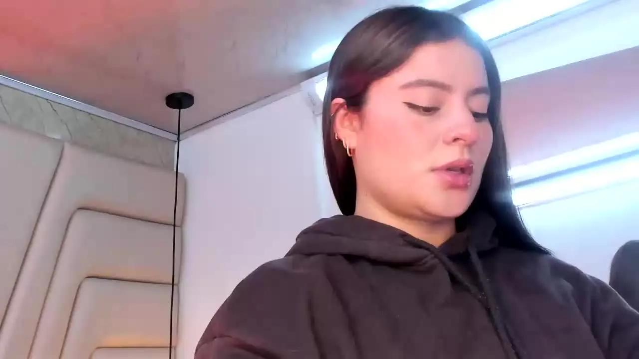 MonserrattMiller from Streamray