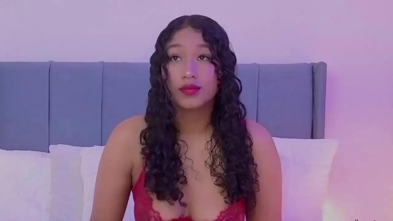 Slutty Tamaralorens wants you to fuck her body now Tamaralorens from Streamray