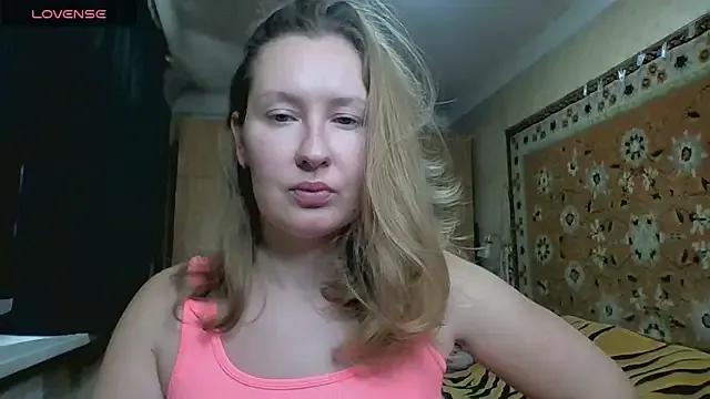 AnnaXLovers from StripChat