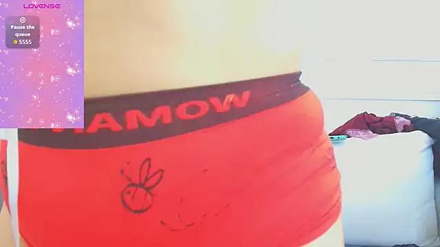 Daisy_Price from StripChat