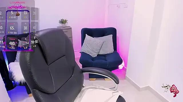 Masturbate to 23 years old emilly_smith_1 from StripChat emilly_smith_1 from StripChat