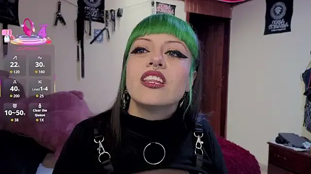 freyaa_sorcerees from StripChat