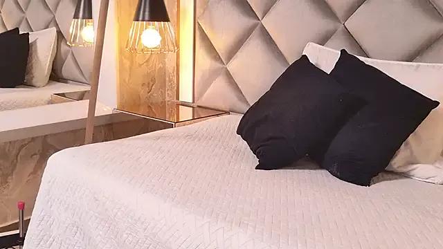 Sexy Gemma_sm wants you to fuck their body now gemma_sm from StripChat