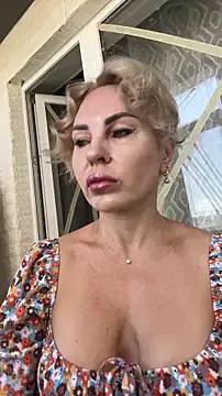 Explore 23 years old Hotnessi from StripChat Hotnessi from StripChat