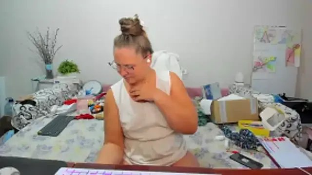 Freechat IamYourNarcotic on StripChat