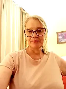 irinamaux from StripChat