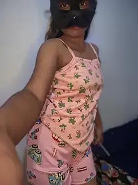 Explore Little__Zara, she wants to masturbate for you Little__Zara from StripChat