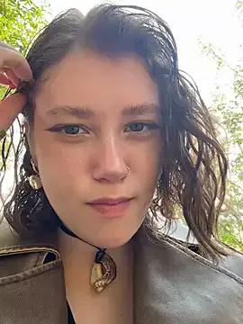 lucy-joy from StripChat