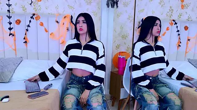 Masturbate to 23 years old Mia-Monroe from StripChat Mia-Monroe from StripChat