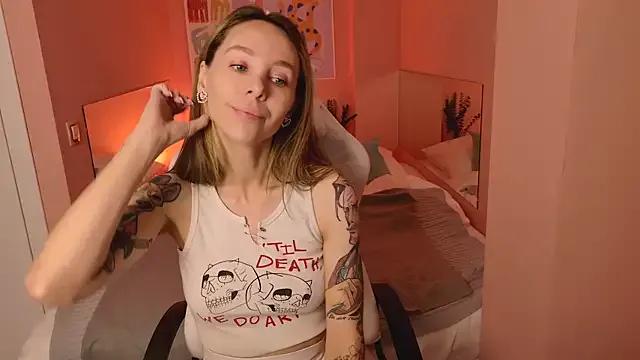 Sweet MiaGraham1 wants you to fuck her body now MiaGraham1 from StripChat