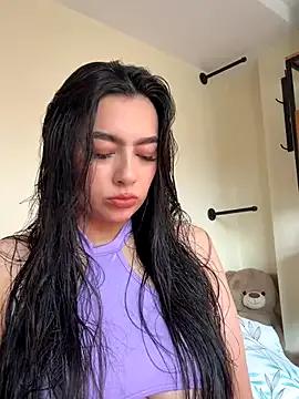 Discover Nicollemays, she wants to masturbate for you Nicollemays from StripChat