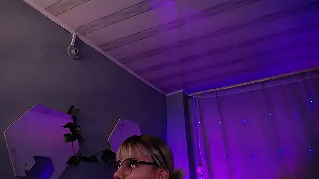 Try slutty camslut Peyton_golden1 peyton_golden1 from StripChat