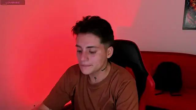 PeytonBox from StripChat