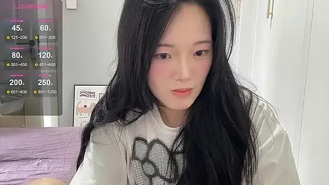 Explore sexy camslut Rose-u rose-u from StripChat