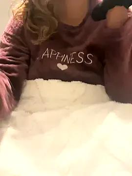 TEMPTING-TAMMY from StripChat