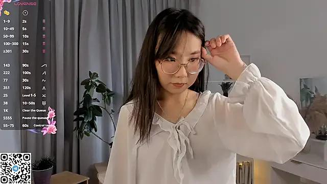 UdelaDodson from StripChat