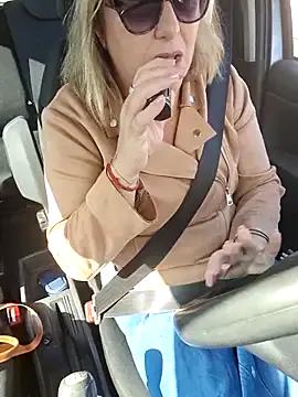 Discover sweet camslut VenusAlpha VenusAlpha from StripChat