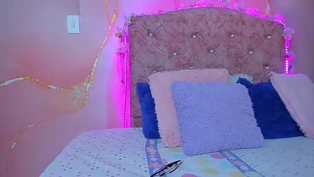 Try 23 years old violet_taylor_ from StripChat violet_taylor_ from StripChat