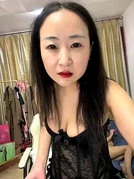 xiuchun100 from StripChat