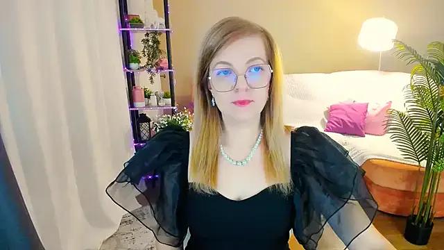 YourUniverser from StripChat